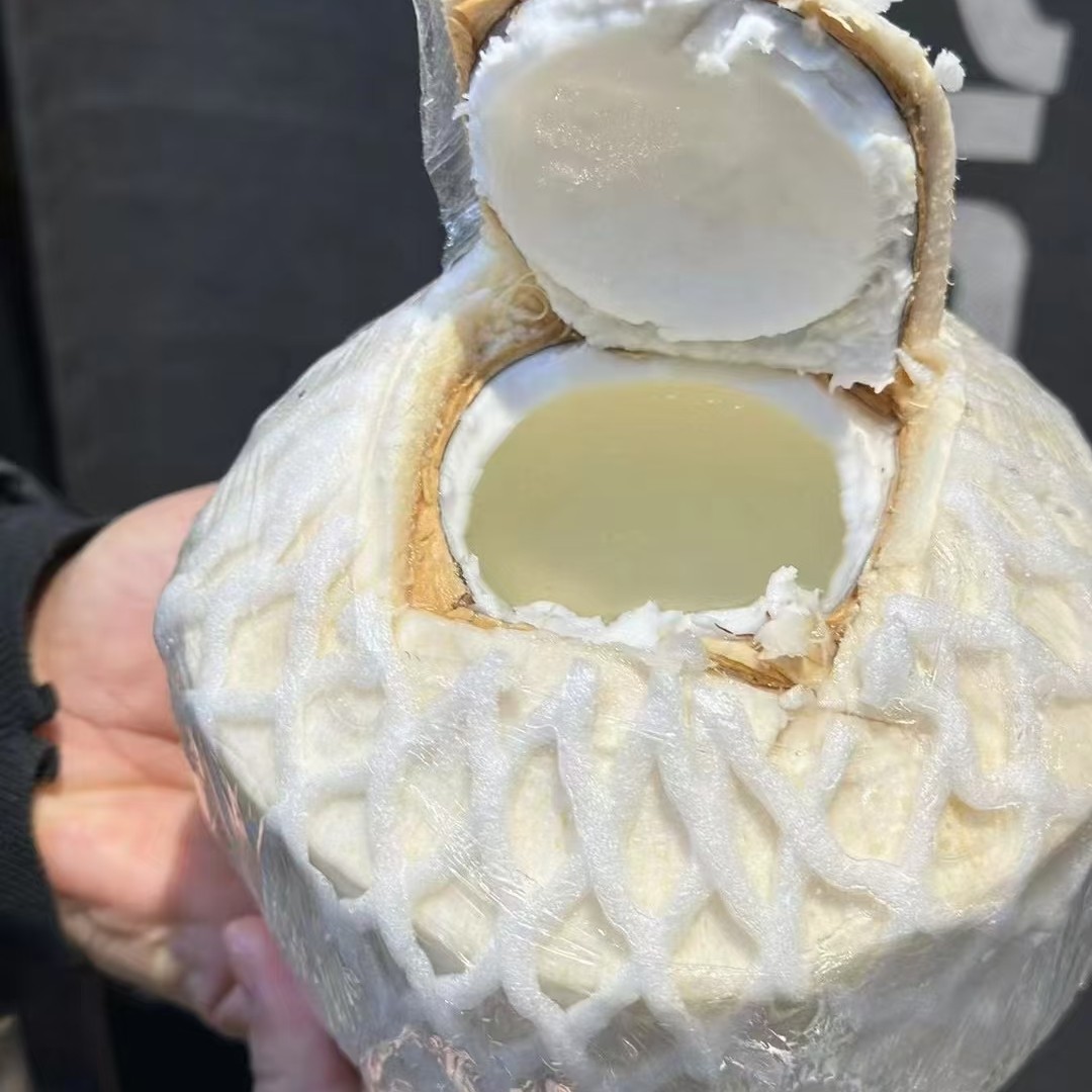 椰青水果一个9.9 G