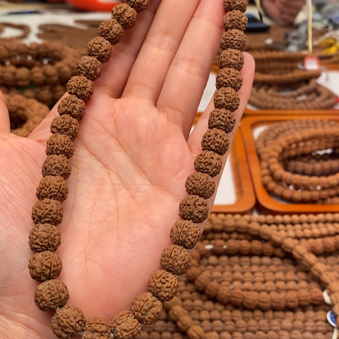 山***卫吊坠金刚菩提定制花王手持卡10➕