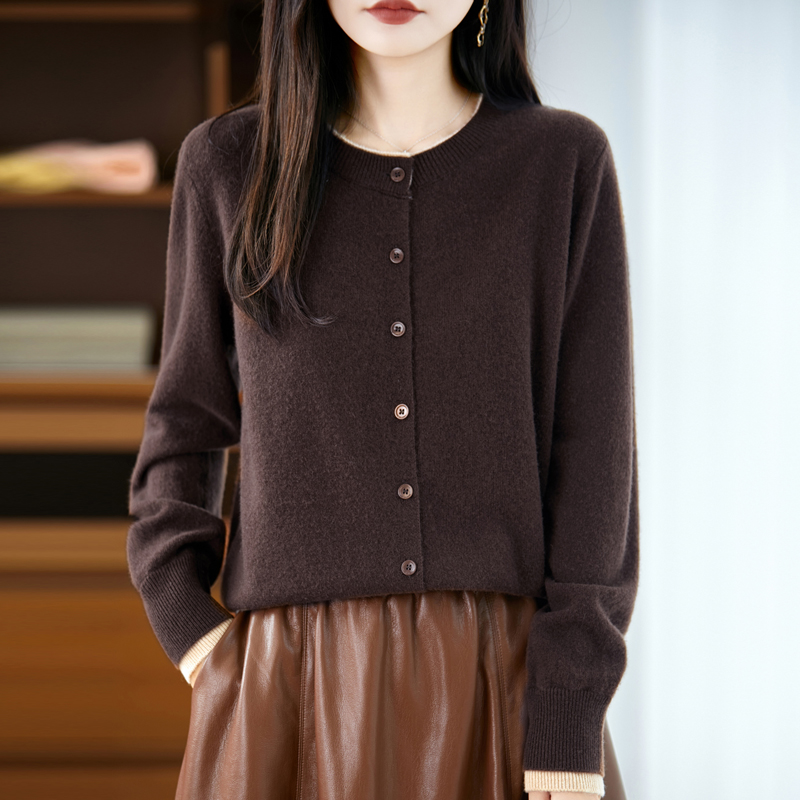 假两件拼色圆领100羊毛衫宽松保暖秋冬外套气质经典开衫针织上衣