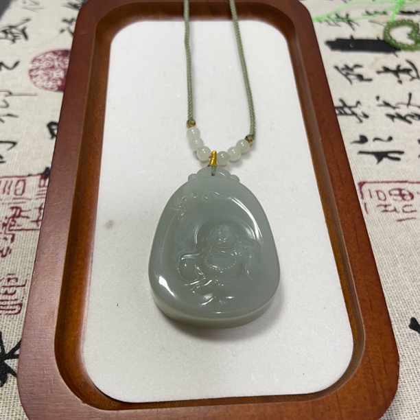 天然和田玉佛公，弥勒笑佛天然玉佩大肚佛