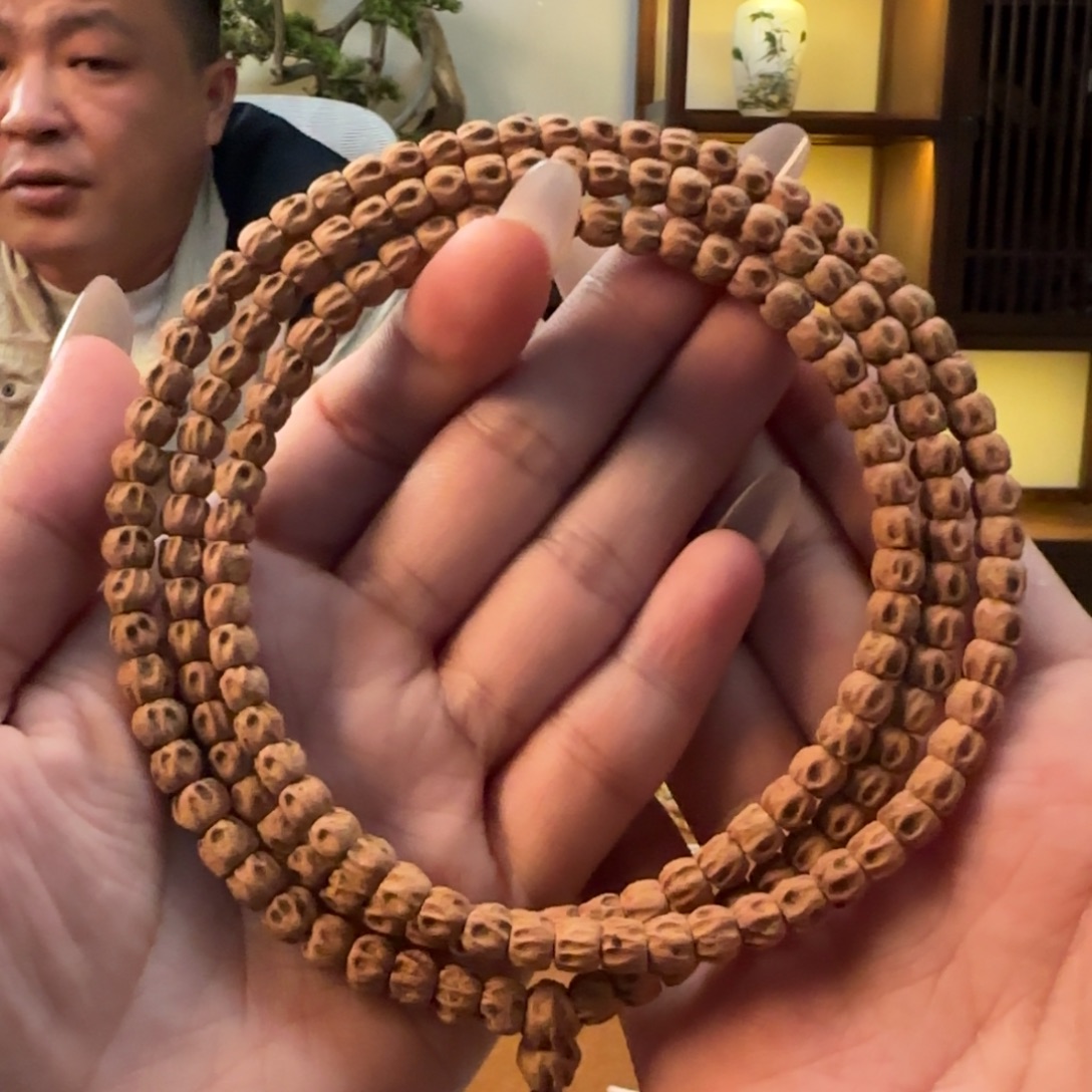 手串柏香籽/百香籽红油鬼6左右