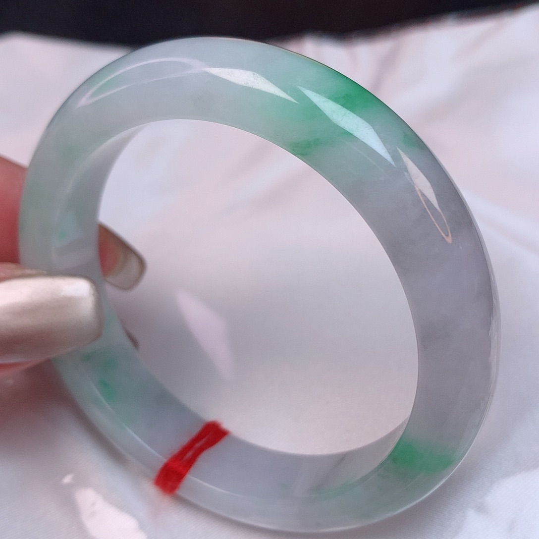 翡翠手镯未镶嵌53+ 翡翠手镯