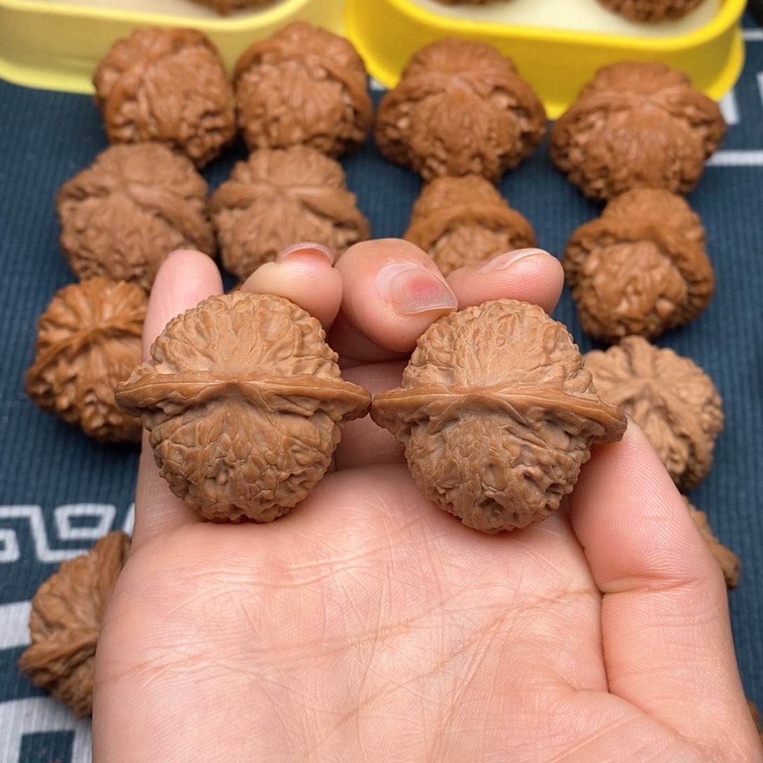 吊坠文玩核桃用****8七步沟38