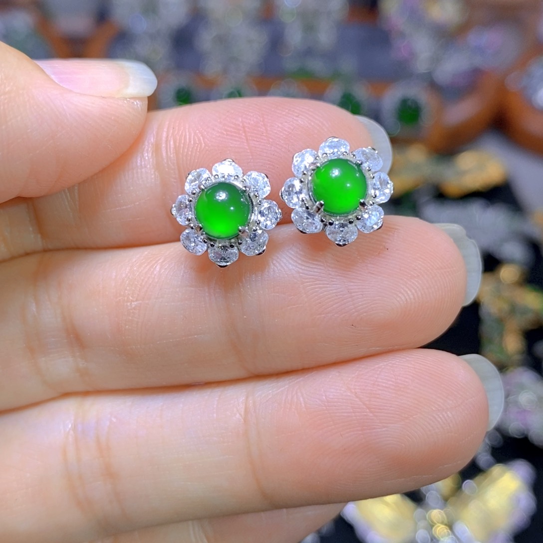 翡翠颈饰银S925镶嵌天然翡翠