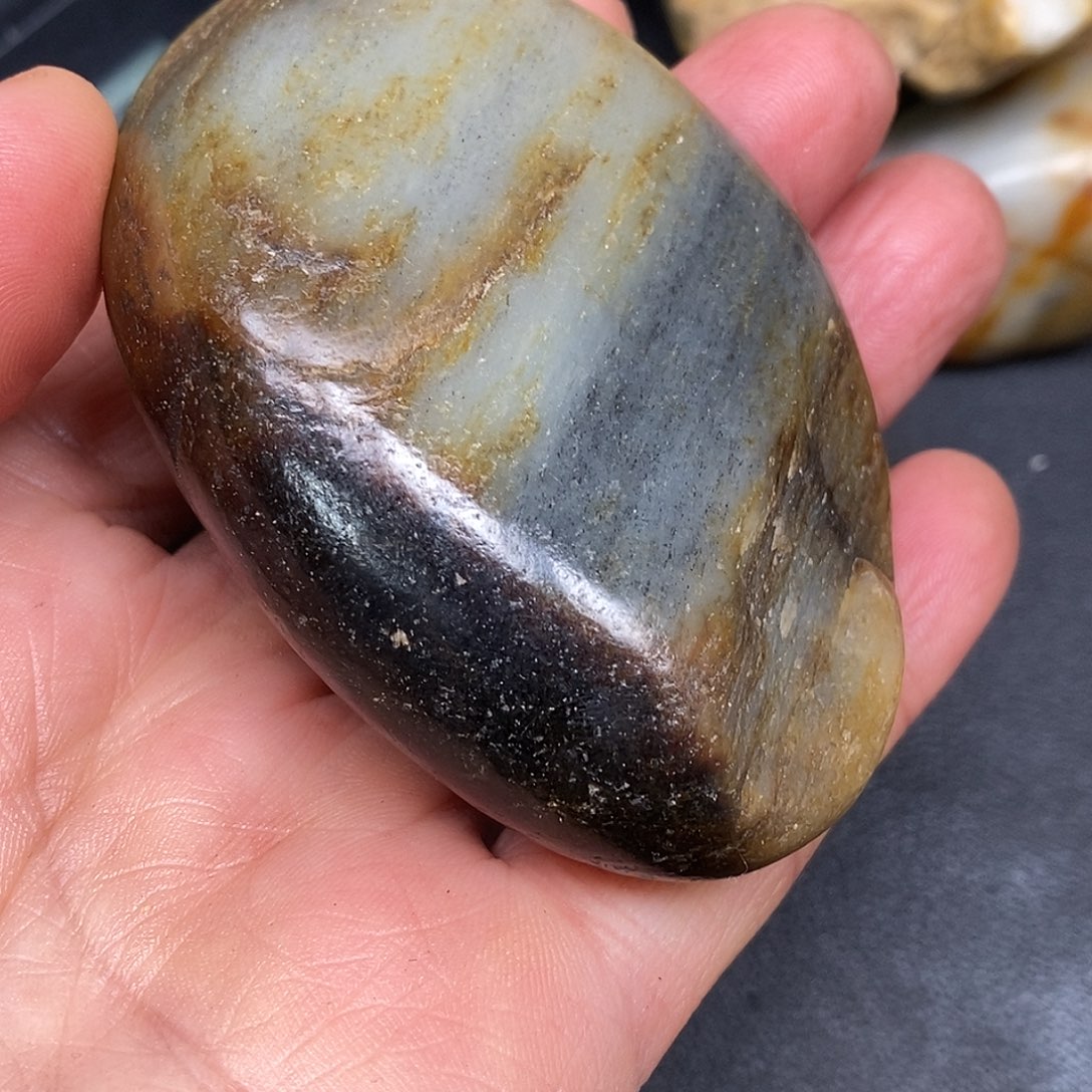 和田玉未镶嵌珠宝奇石