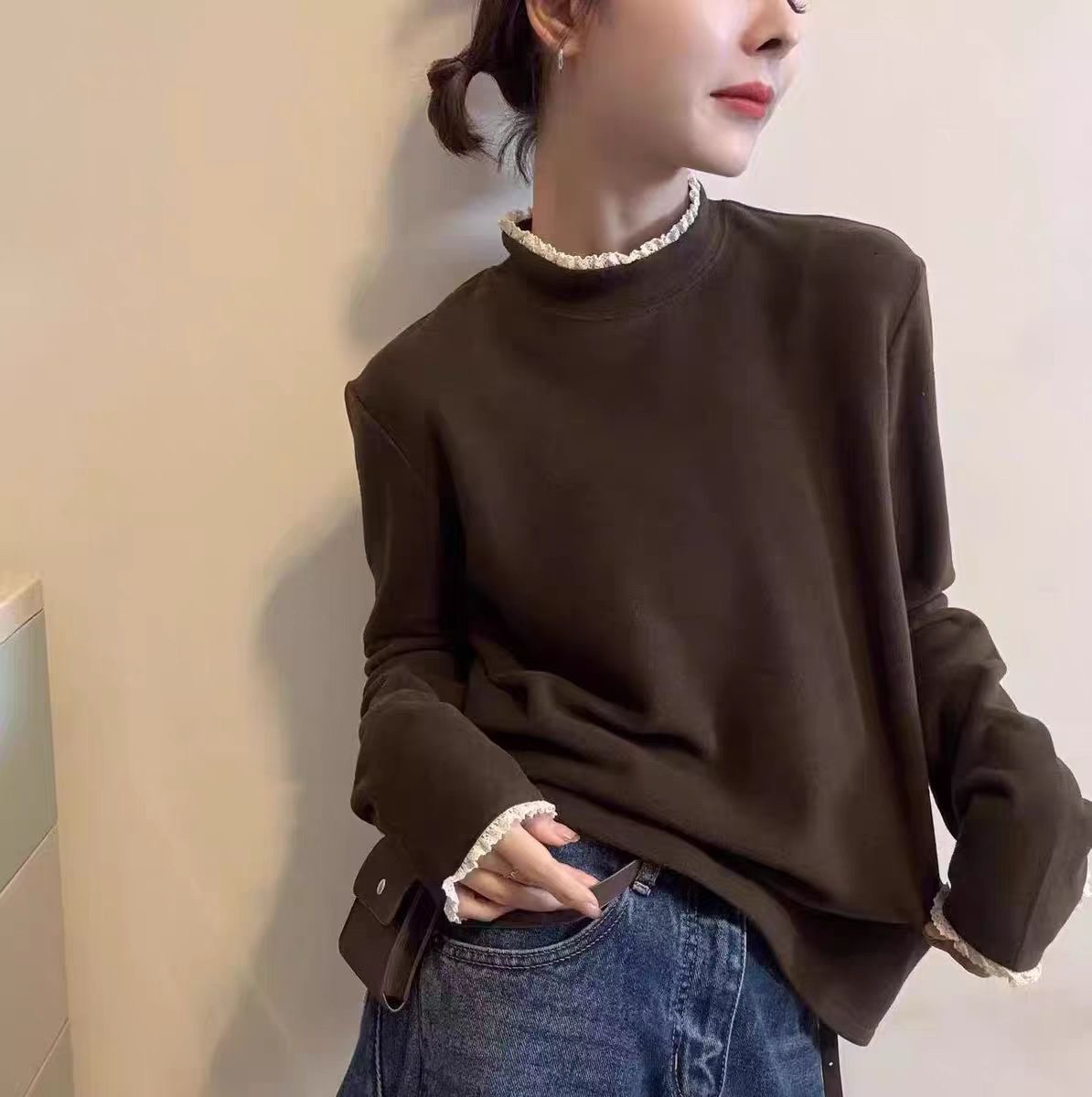 德绒花边打底衫蕾丝拼接立领长袖秋冬季新款宽松保暖上衣