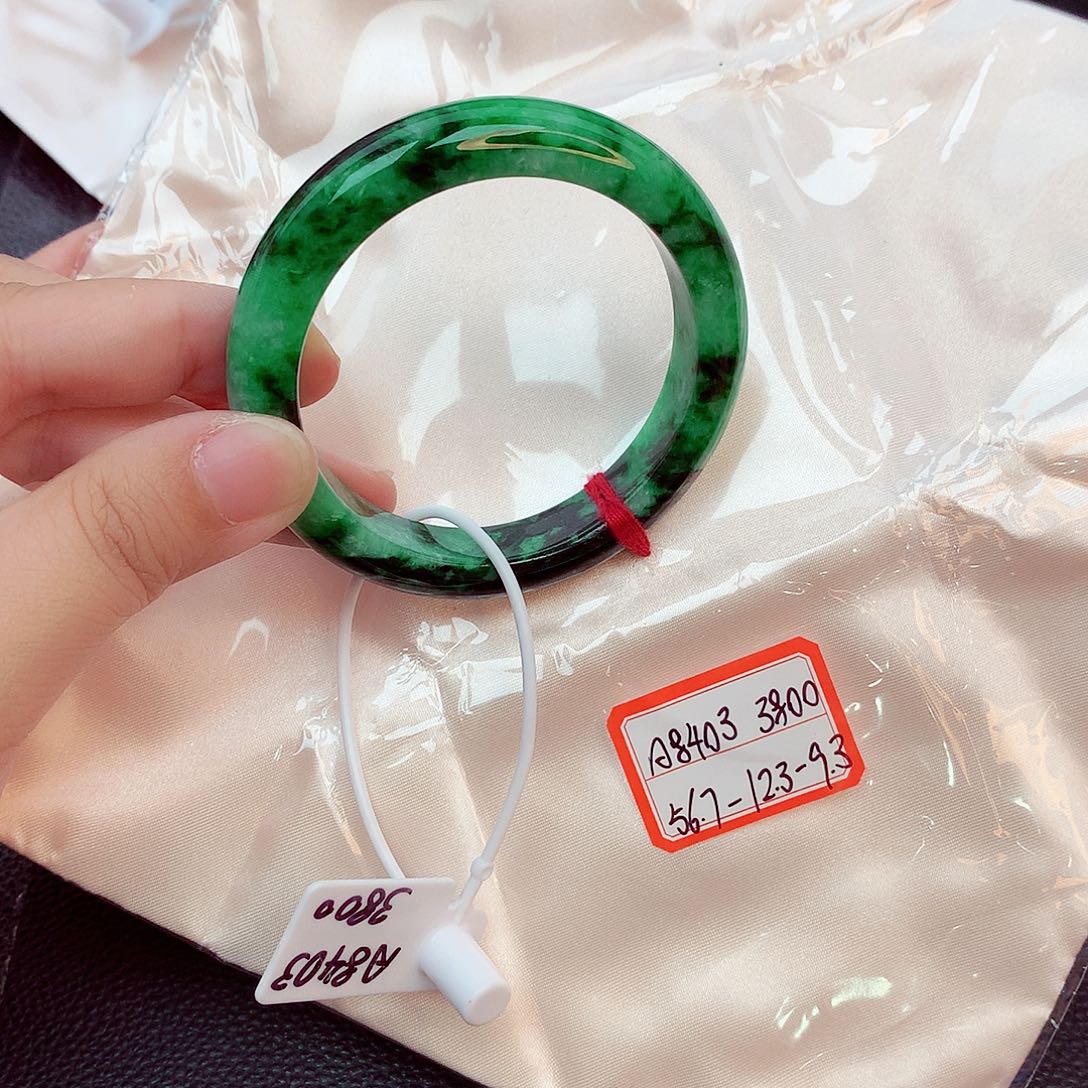 翡翠未镶嵌手镯缅甸翡翠