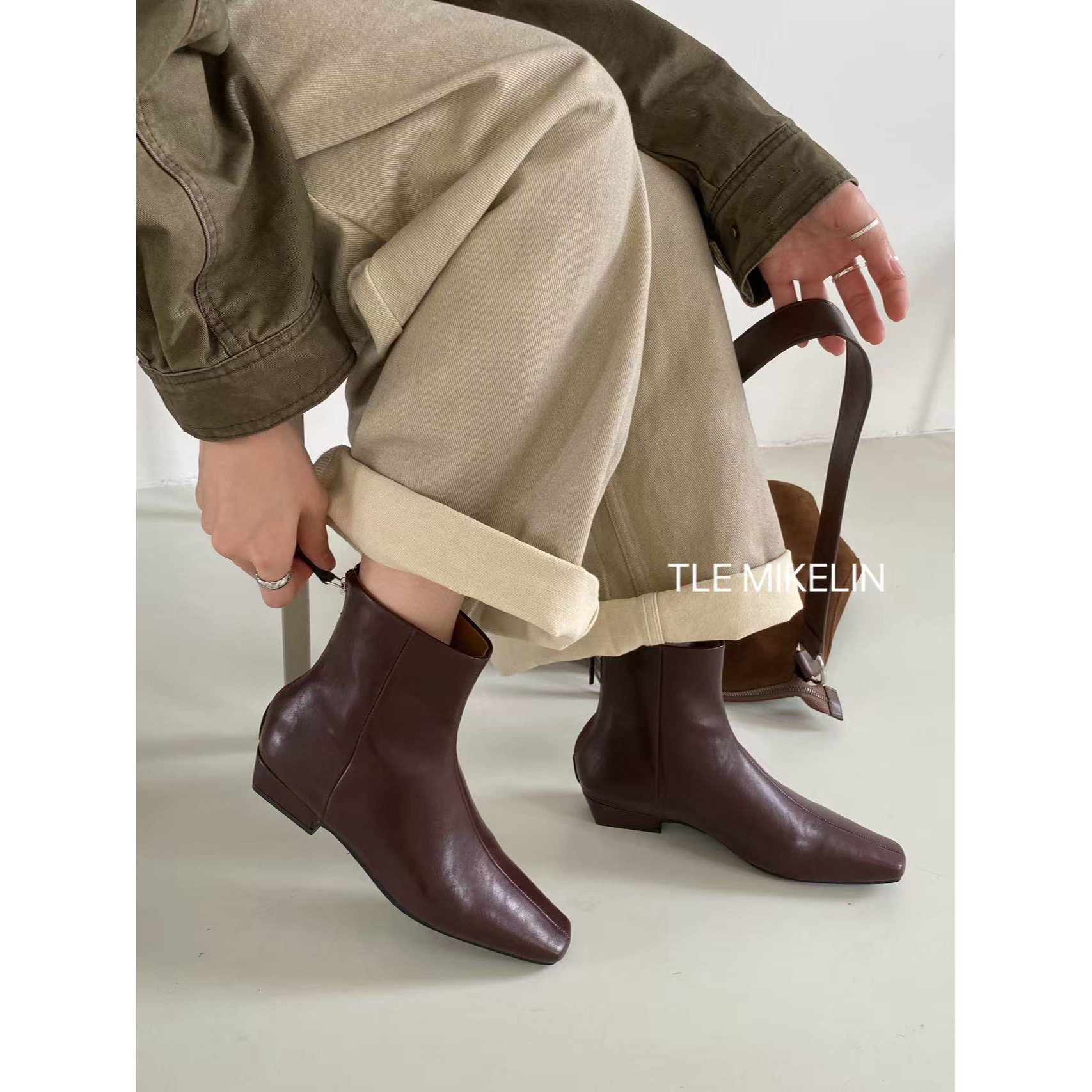 昇欣达 福（1xzs6329-2#）小低跟瘦瘦靴- 软皮好搭短靴12-8