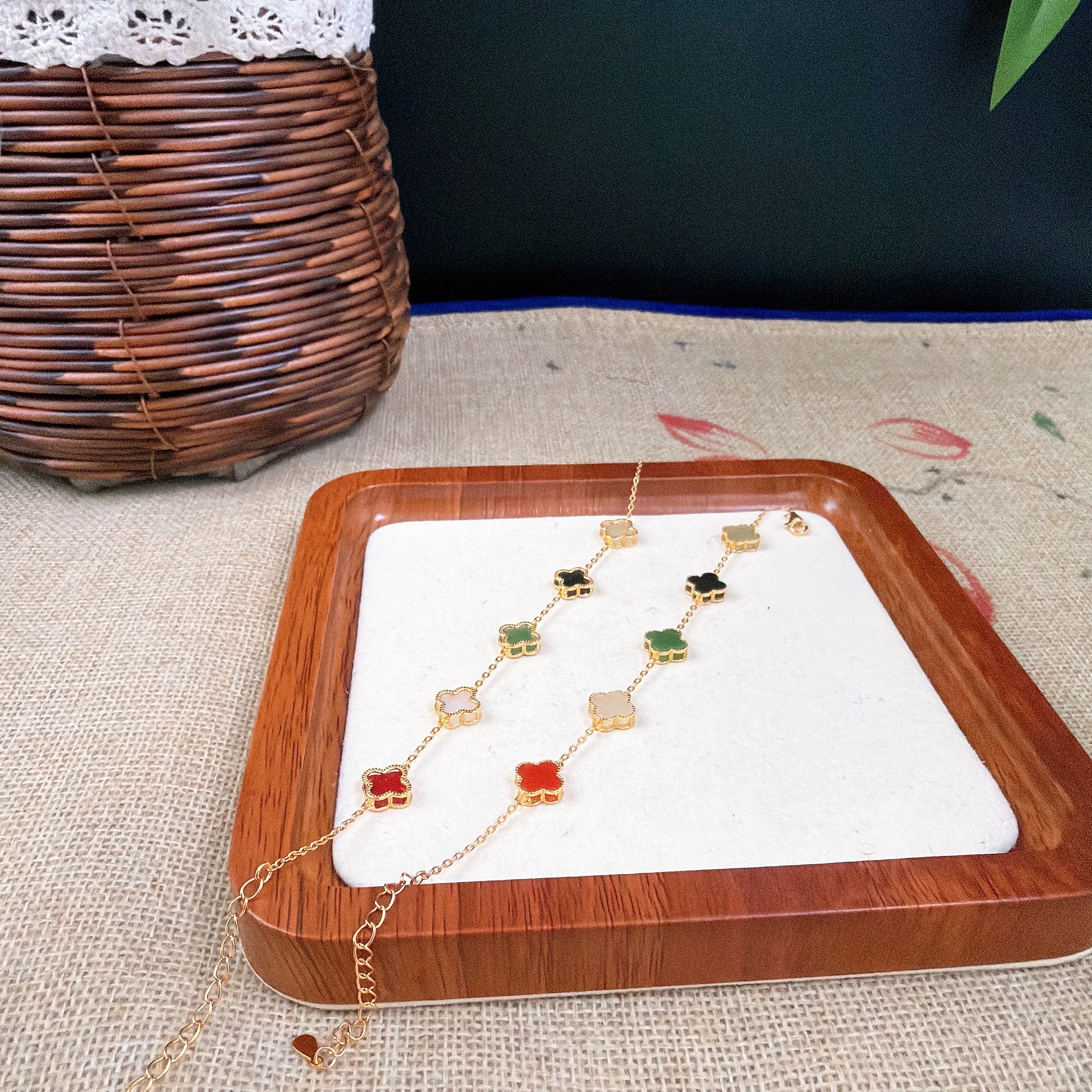 s904 天然和田玉加玛瑙四叶草多宝手链925银镶嵌 多样性发一