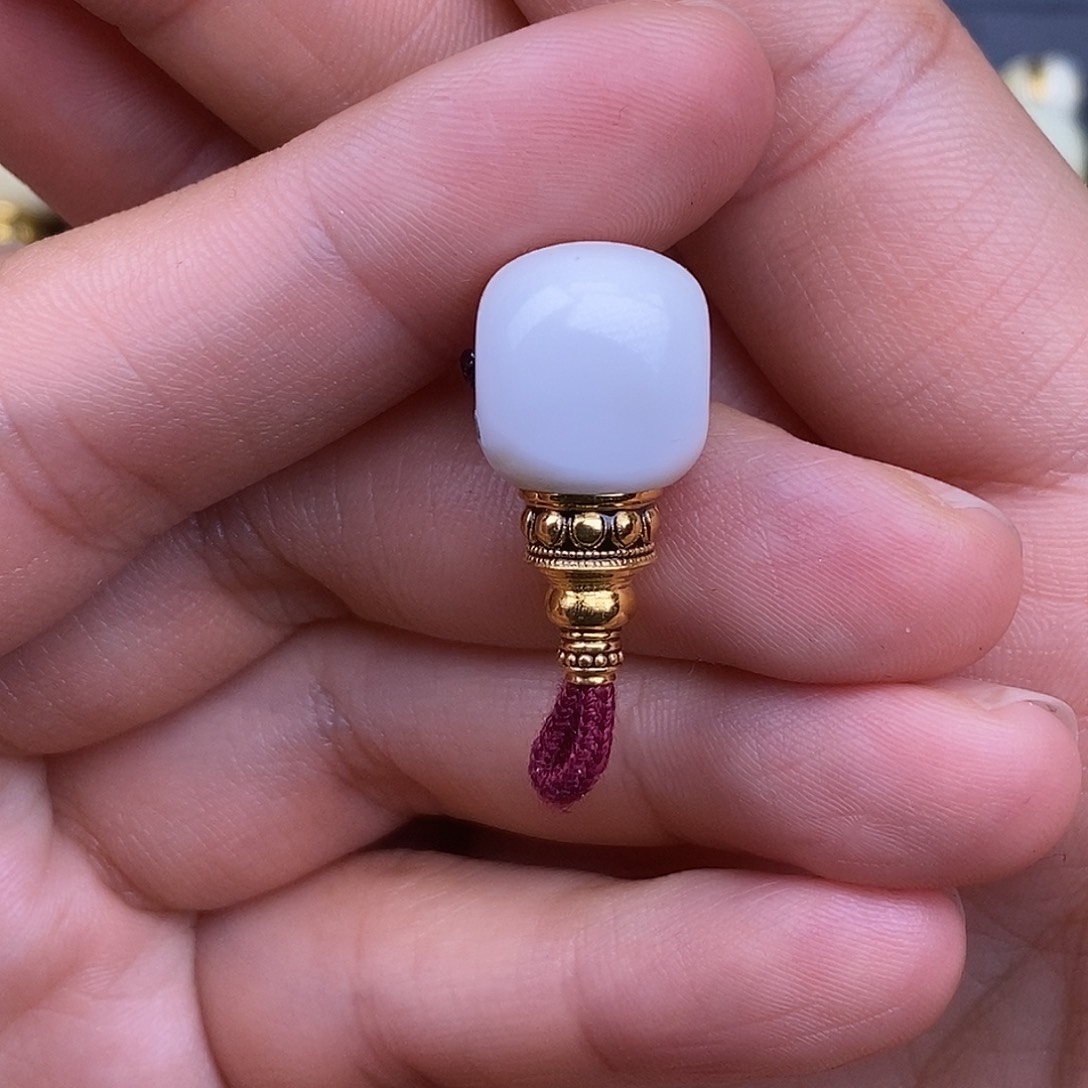 18K金镶嵌琥珀裸石朱*喆12mm 蜜蜡三通