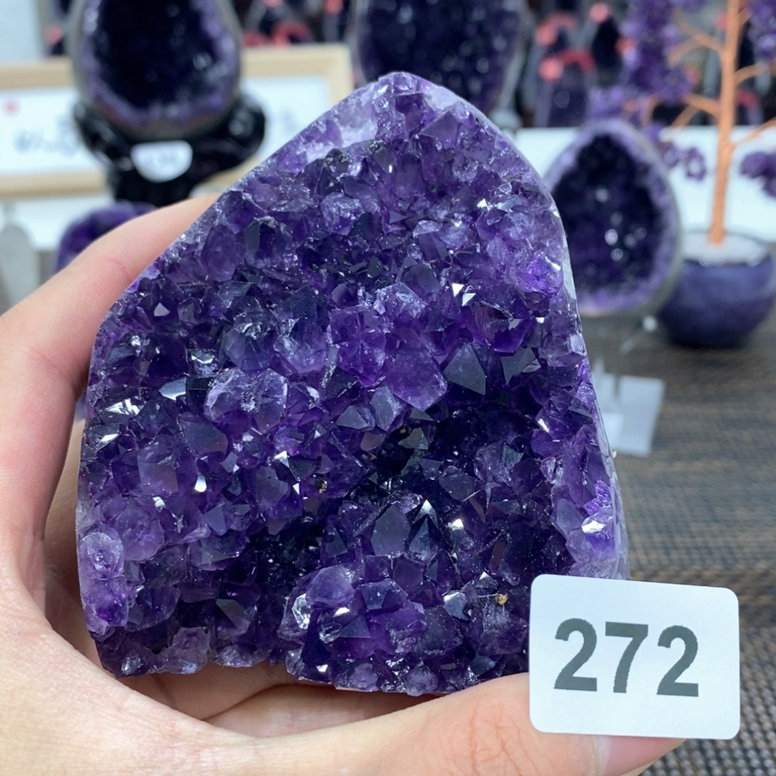 紫晶大型摆件（非配饰）未镶嵌