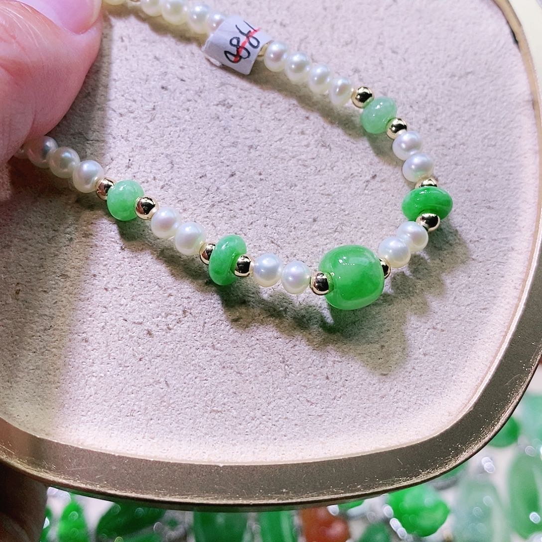 【闪购商品】翡翠挂件未镶嵌裸石