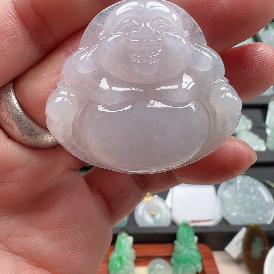 翡翠未镶嵌颈饰佛
