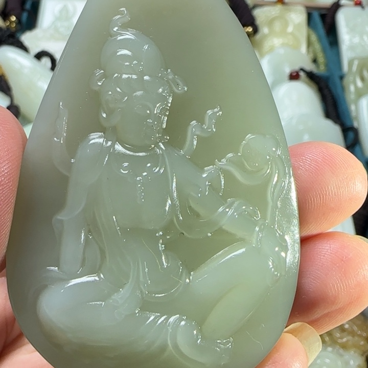 和田玉未镶嵌颈饰