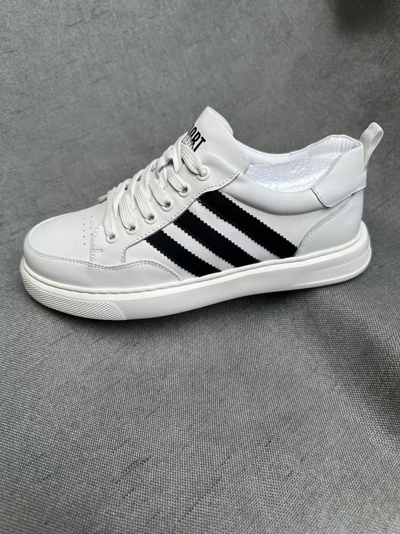 时尚休闲百搭头层牛皮软底透气真皮高端潮流手工鞋男