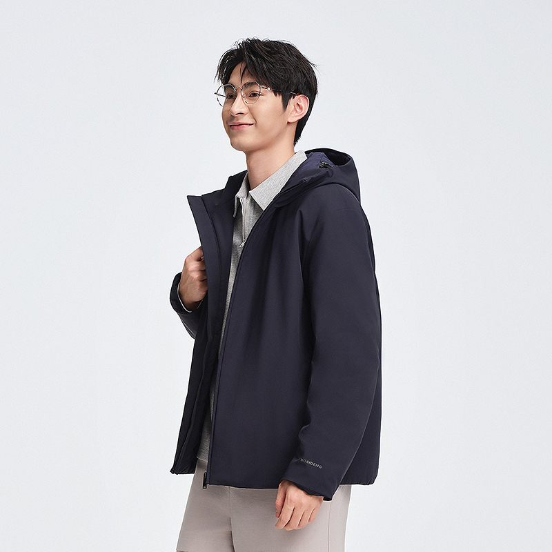 波司登秋冬季新90绒男短款时尚轻暖羽绒服时尚休闲保暖外套连帽