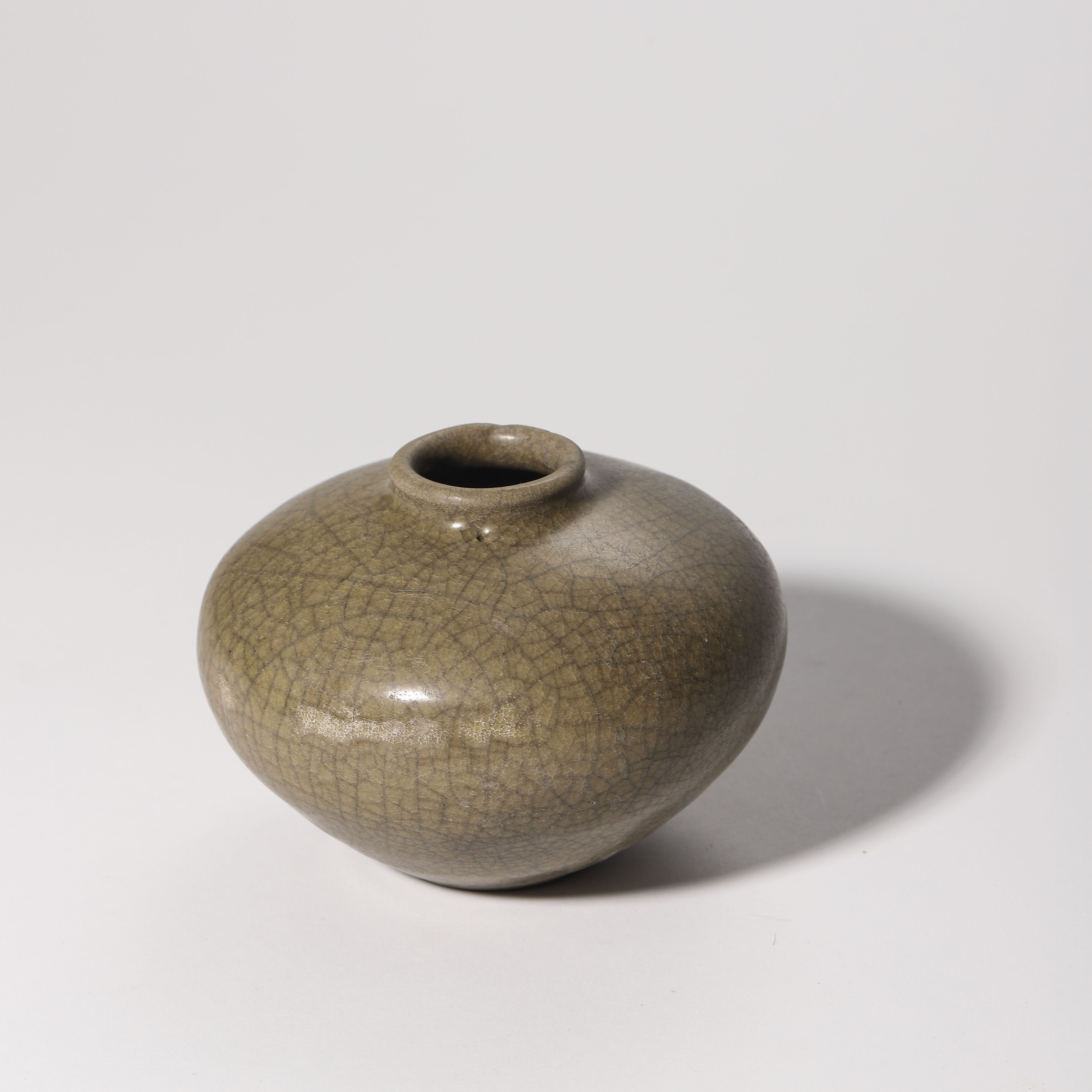 【拍卖预展】Lot10 明代 哥釉水盂