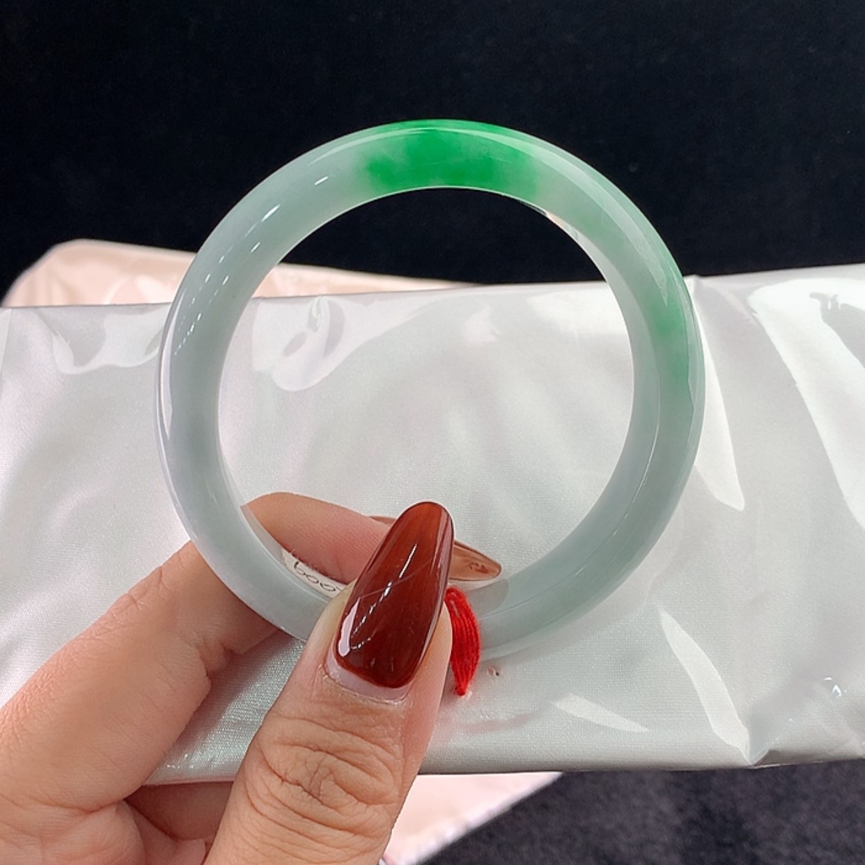 【闪购商品】未镶嵌手镯翡翠正57