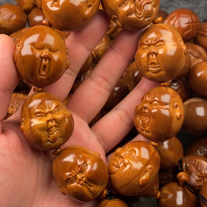 橄榄核吊坠永橄榄核手持