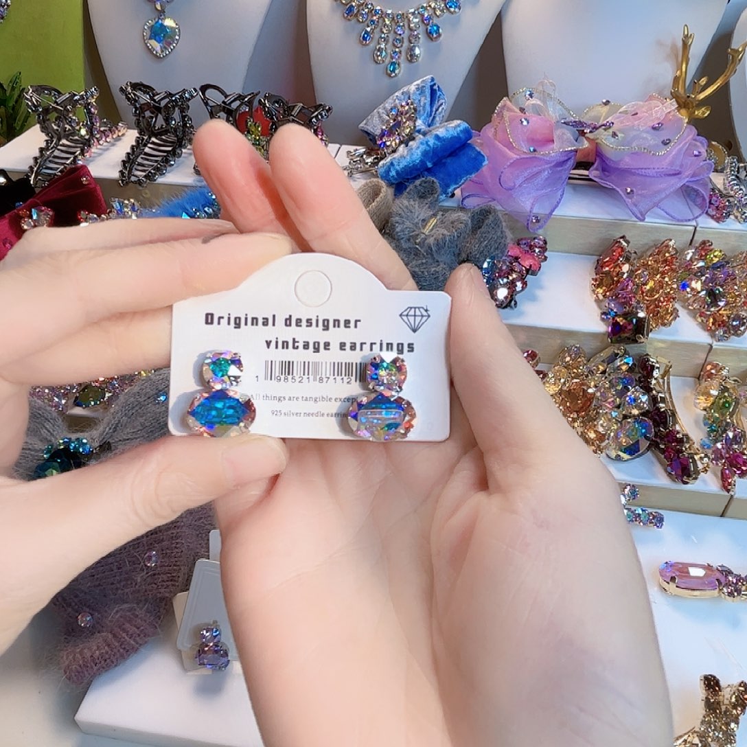 所***河布艺合金施华耳环