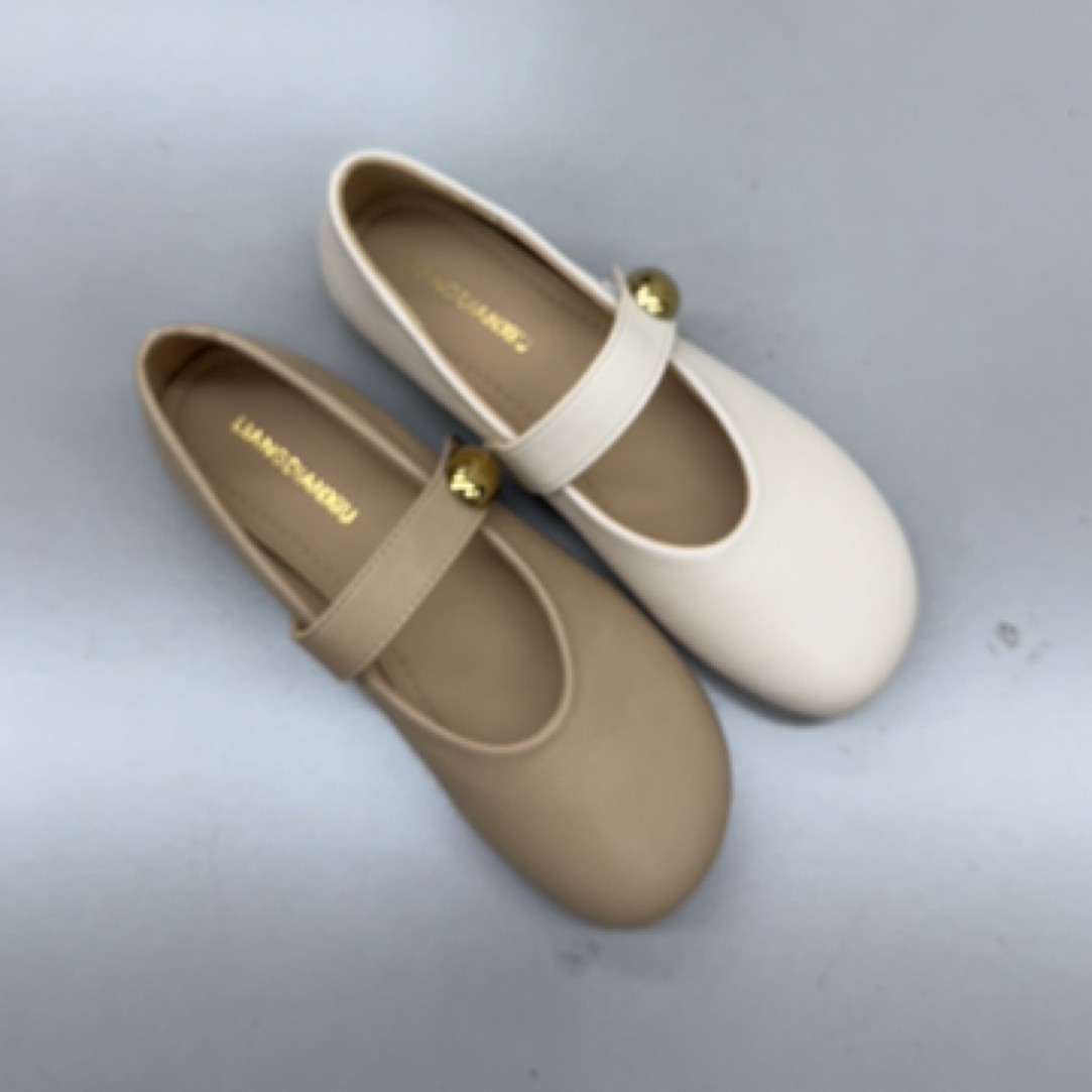 8008单鞋城市运动风乐福鞋平底春季法式时尚女士秋季褶皱