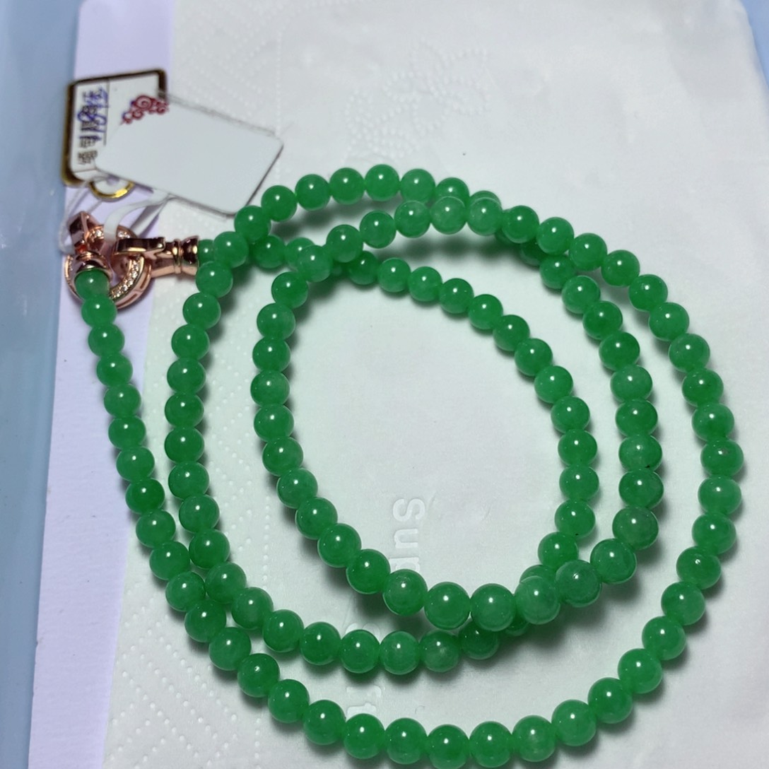 翡翠颈饰未镶嵌项链