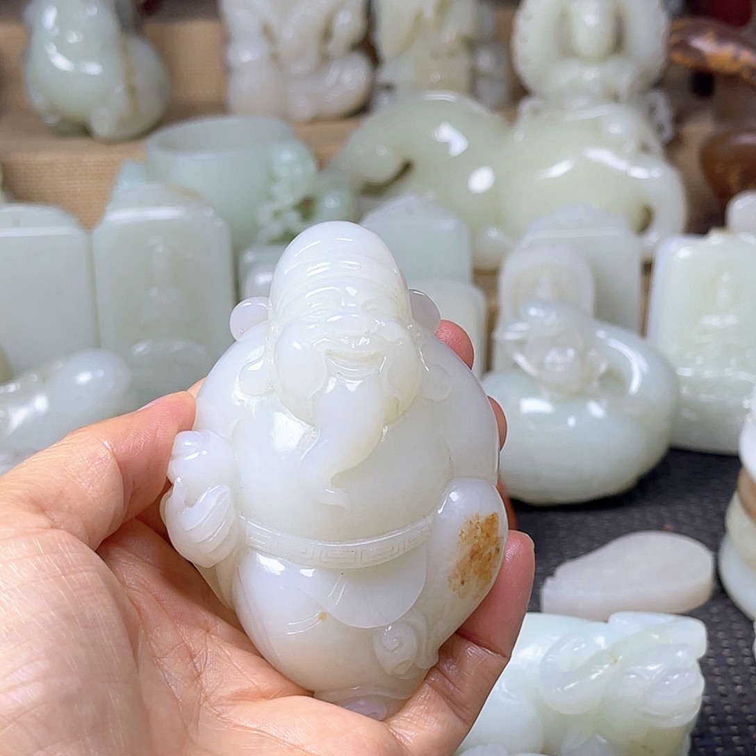 佳***佳和田玉未镶嵌挂件