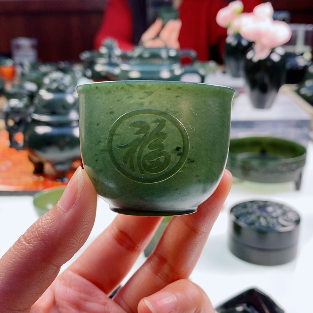 和田玉（青玉）挂件未镶嵌