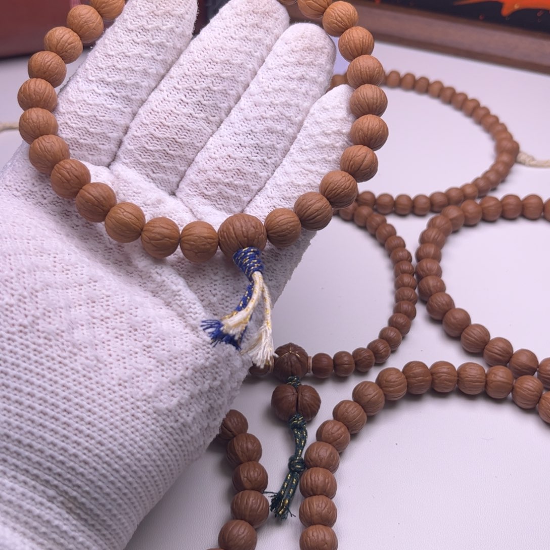 N***4吊坠猴头核桃11.1凤羽