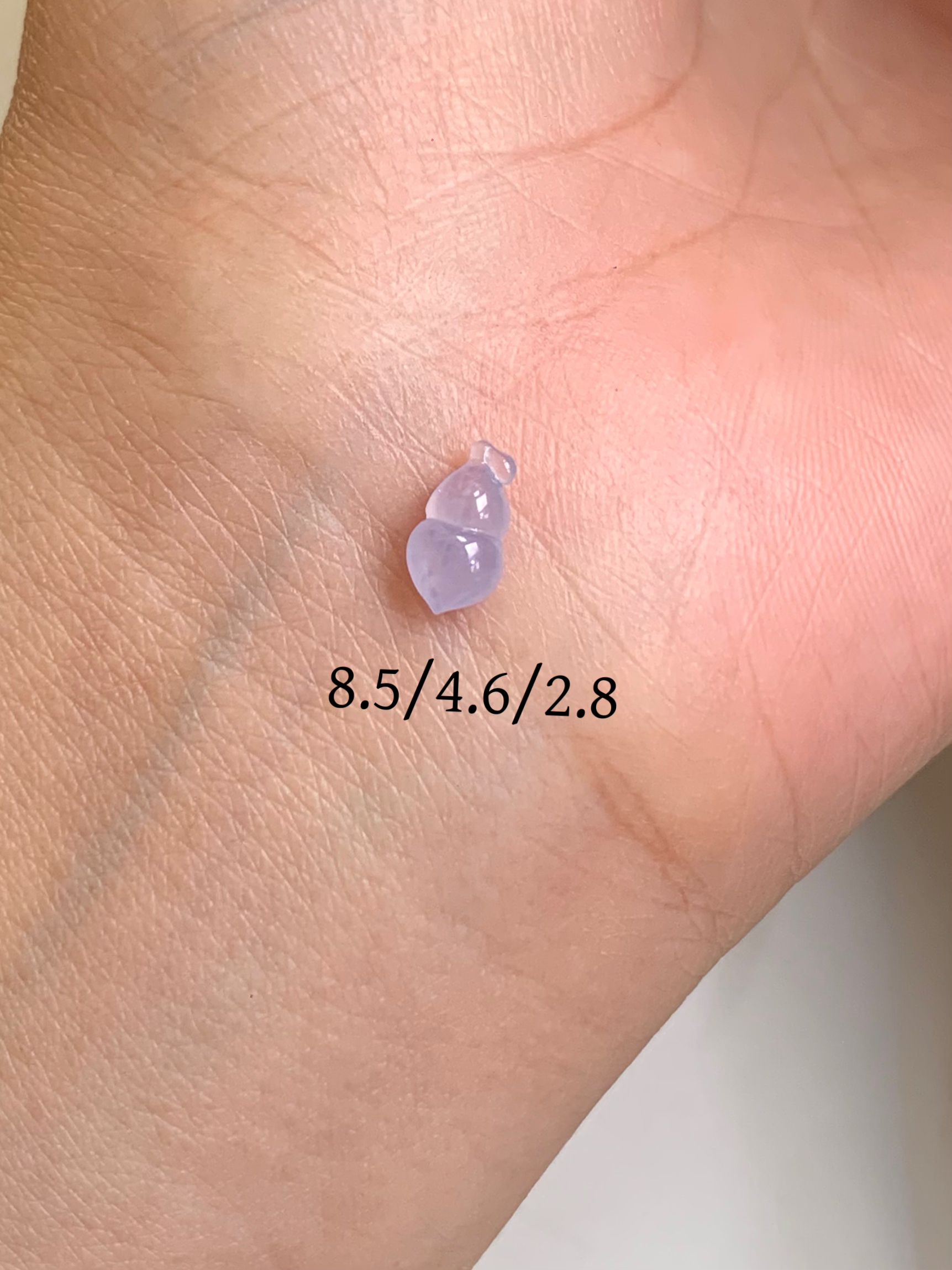 天然翡翠冰紫葫芦带藤头