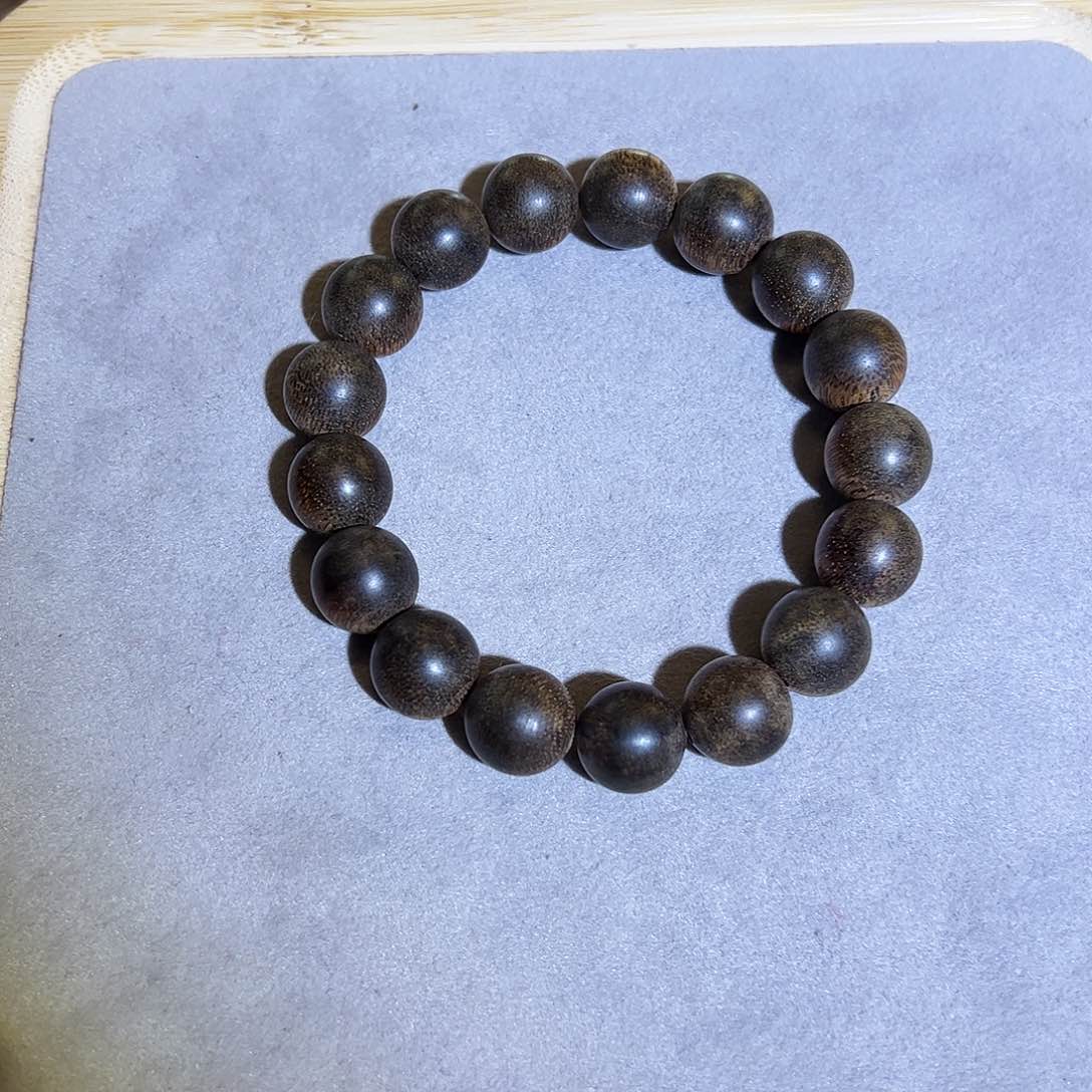 沉香手串子*天然柬埔寨菩萨古董香1.3单圈