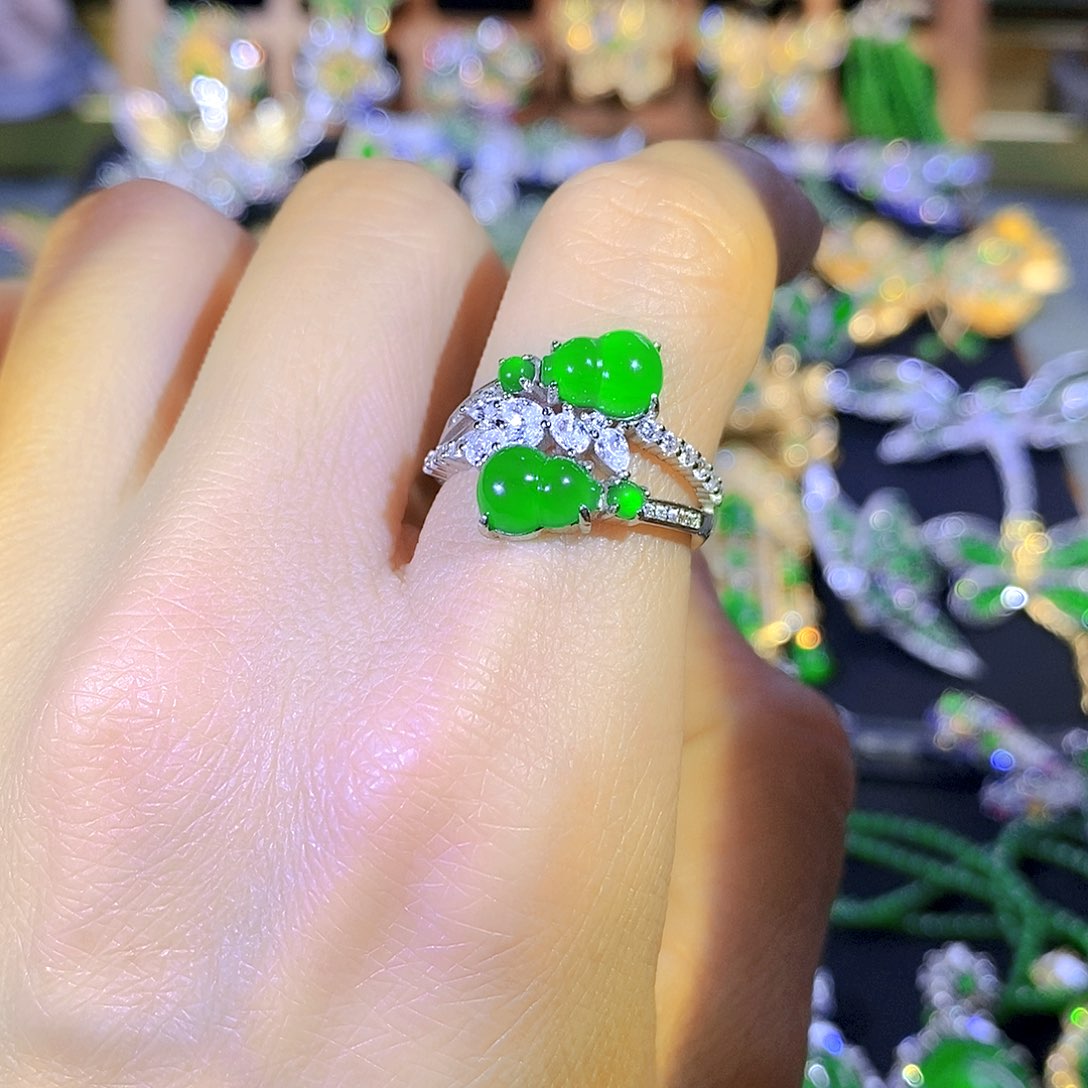 吊坠(不含链)银S925镶嵌翡翠