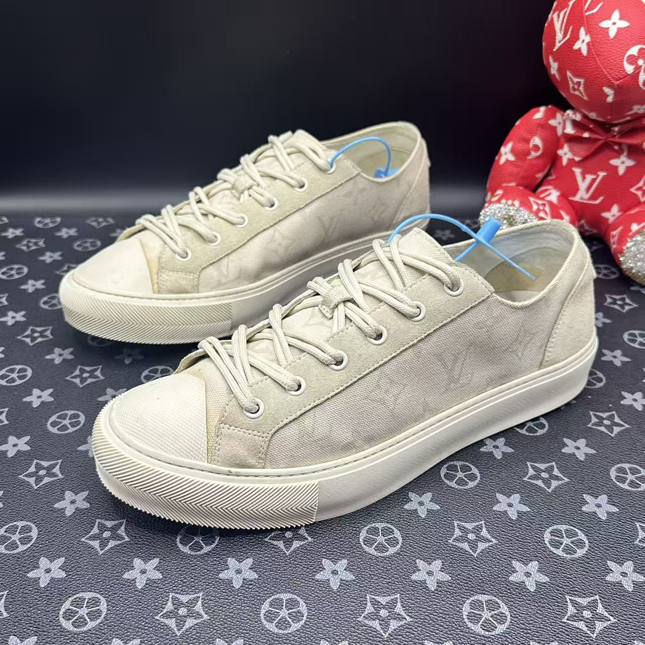 95新 LouisVuitton/路易威登 米白帆布老花板鞋40.5欧 olas200