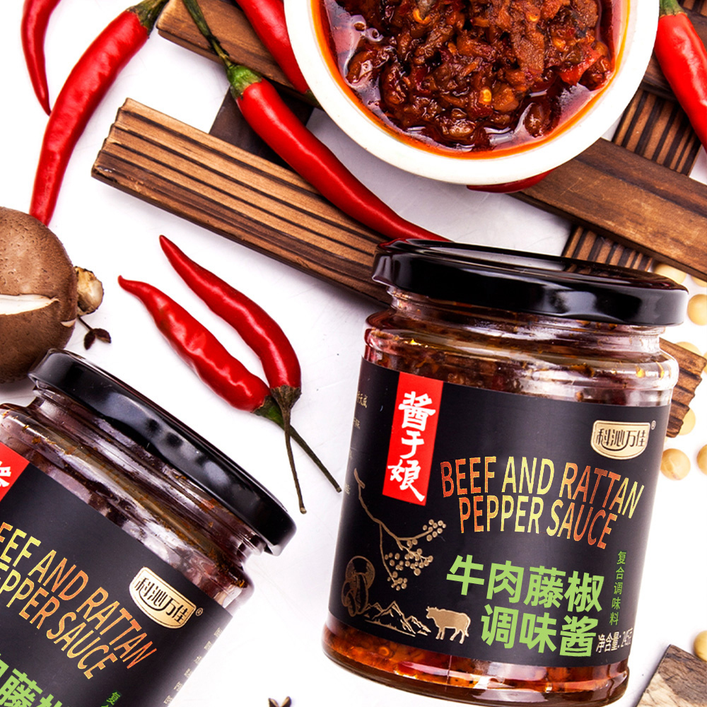 科沁万佳牛肉藤椒调味酱网红拌面辣椒酱245g香辣优质真材实料拌饭