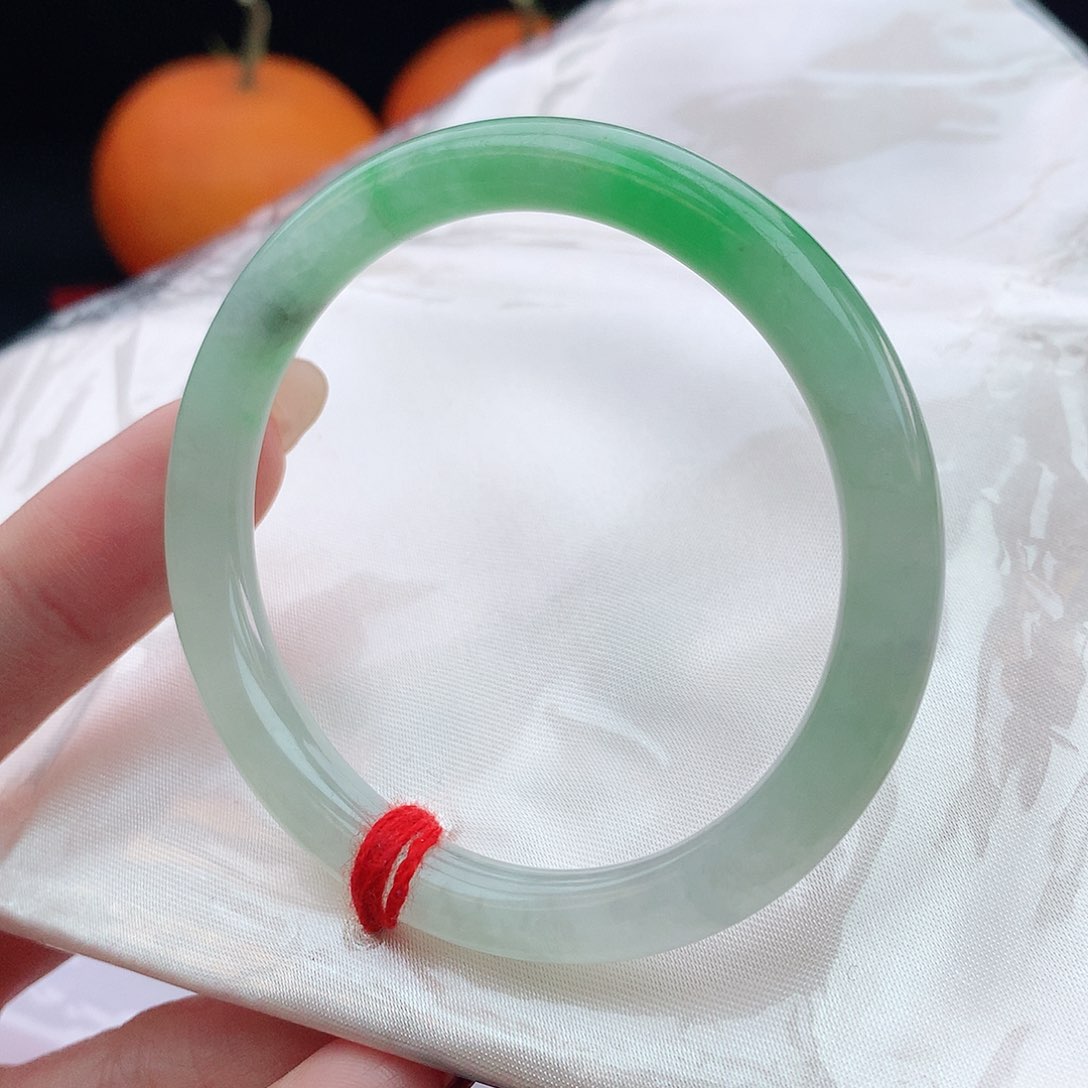 翡翠手镯未镶嵌55贵妃881928