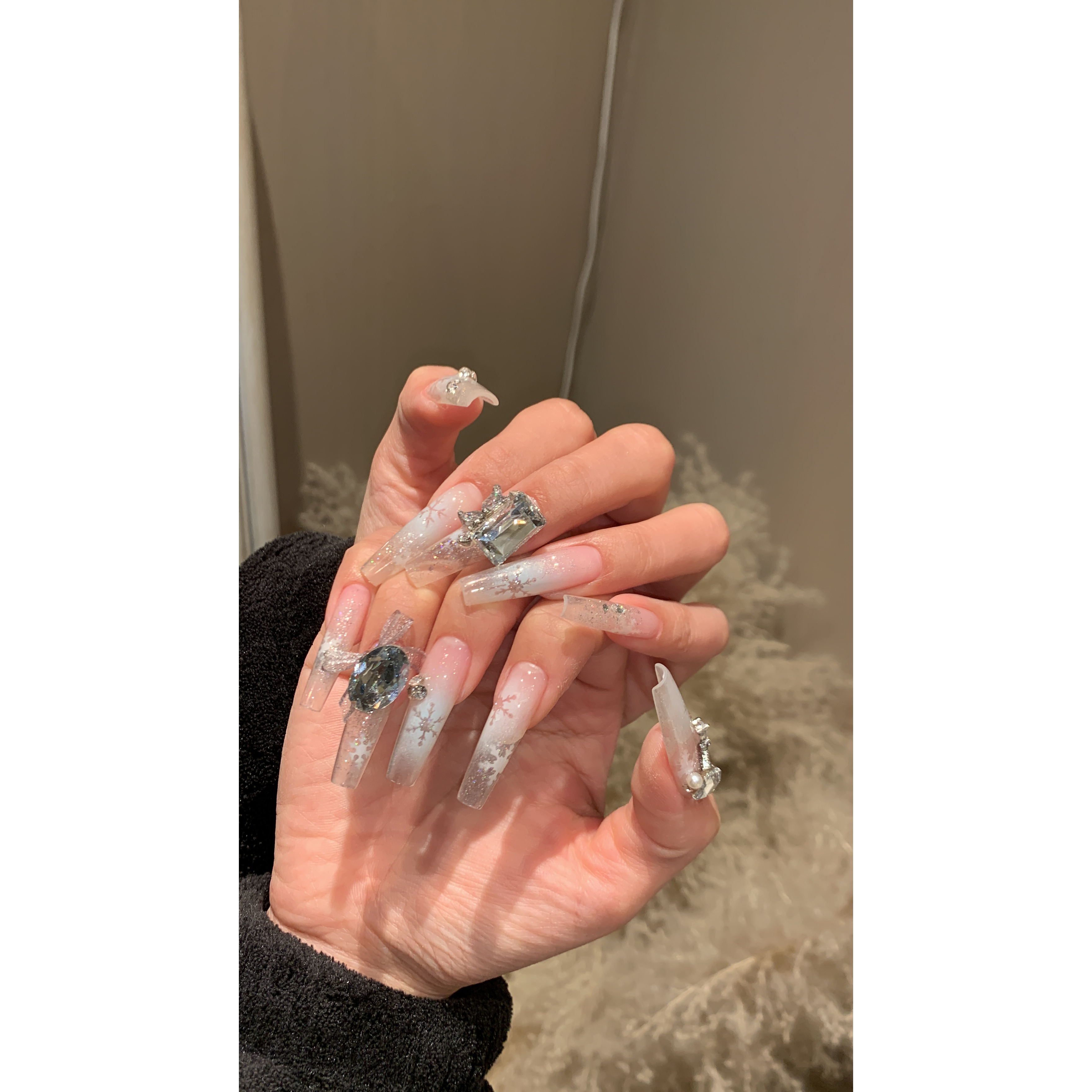 新款爆闪蓝色美甲钻蓝色魅影尖底钻美甲贴钻高品质超闪新款爆款