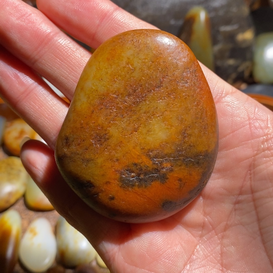 风***人和田玉未镶嵌颈饰