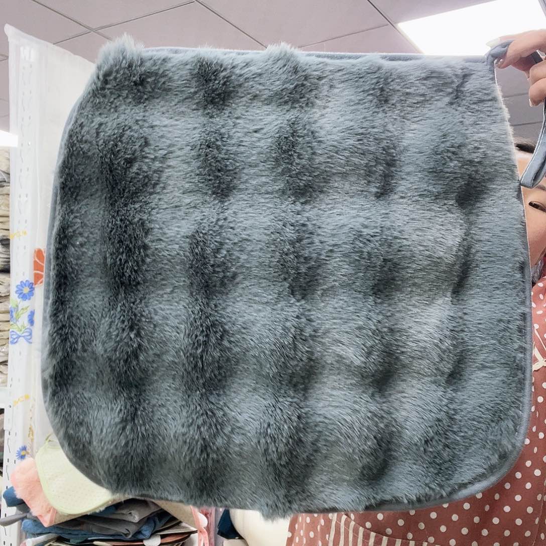 毛绒啦咯啦咯啦咯啦咯啦