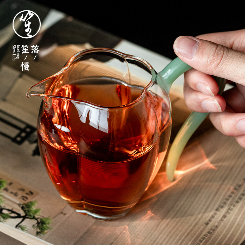 【非遗紫砂专属】落笙公道杯2025新款玻璃高档分茶器茶海带侧把加厚