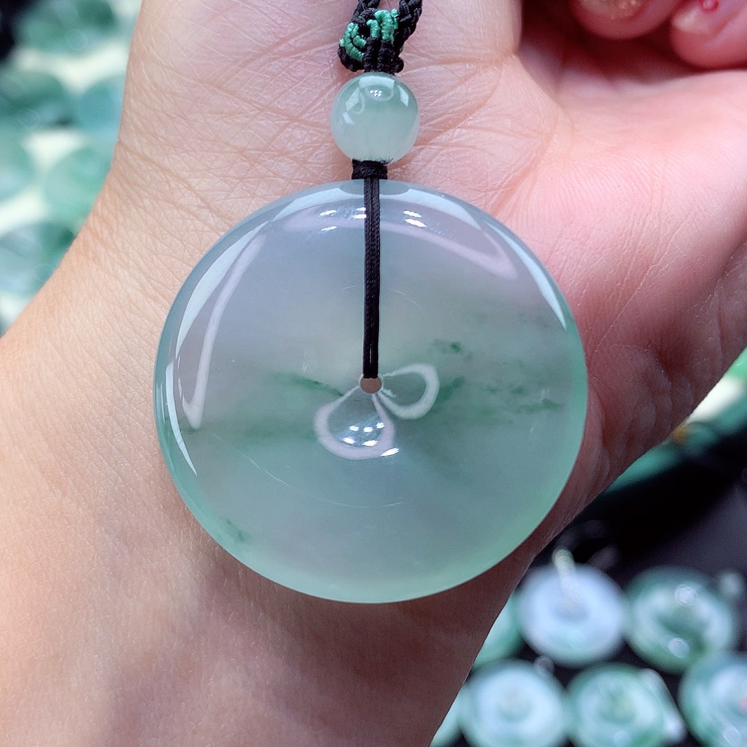 翡翠颈饰未镶嵌16尺寸32.4/6.1