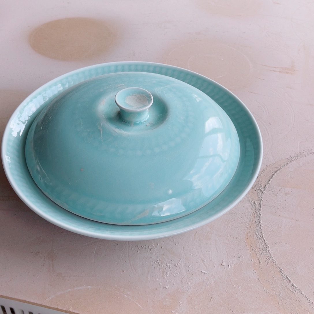 青瓷哈哈哈哈哈哈哈 