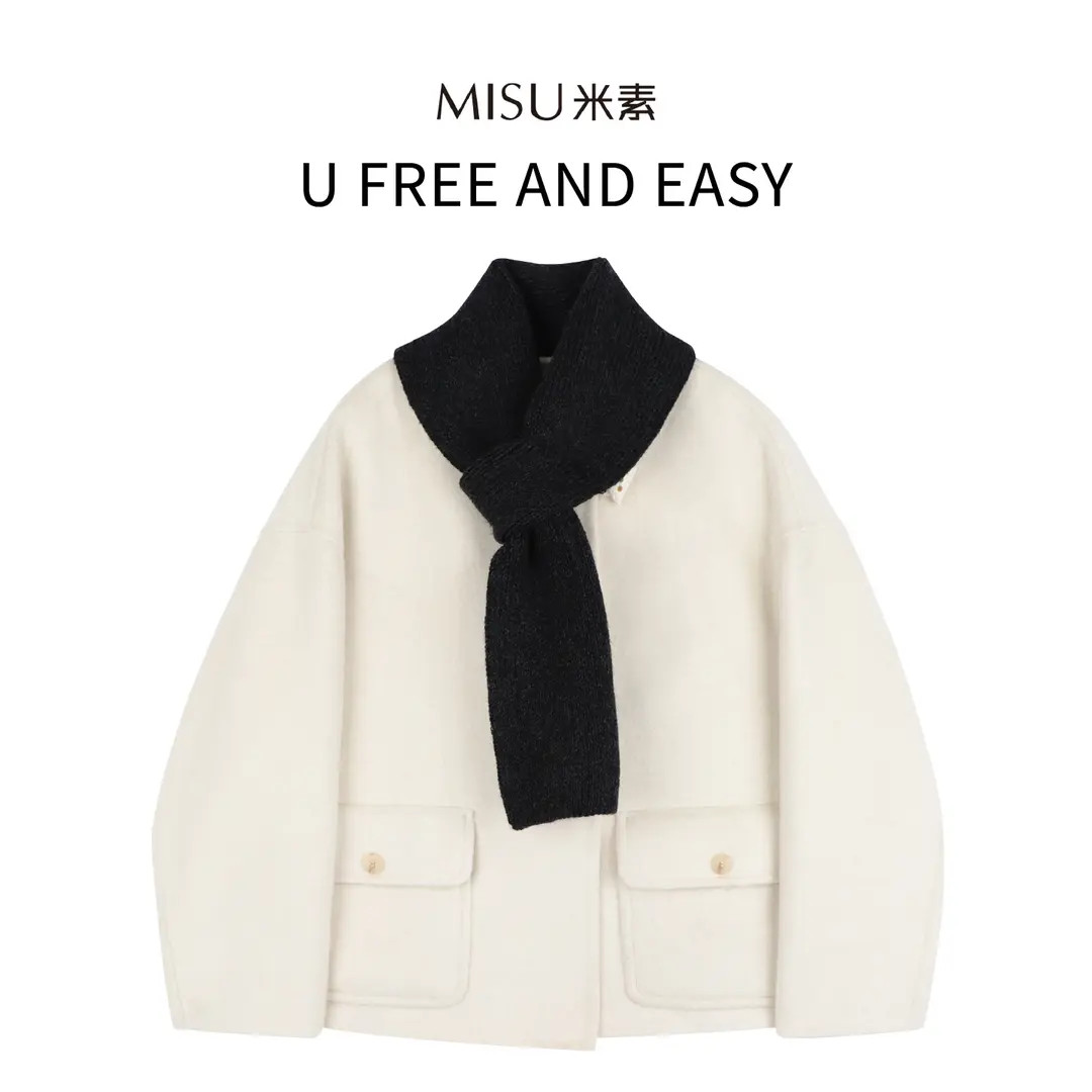 MISU米素厚款轻奢秋冬针织围巾短款大衣125D611