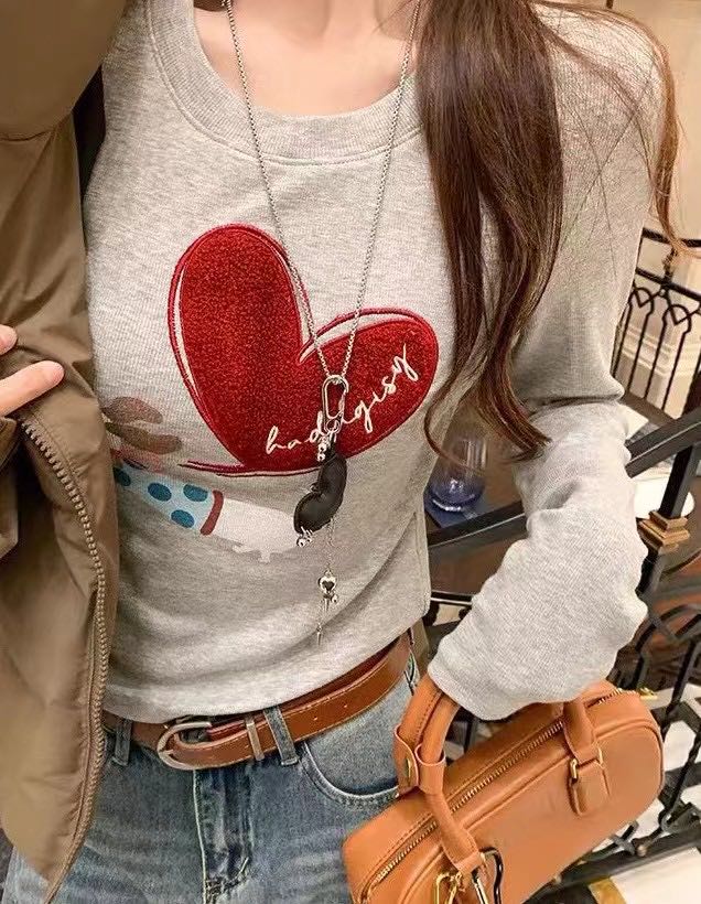 爱心毛巾刺绣  腊肠狗打底衫