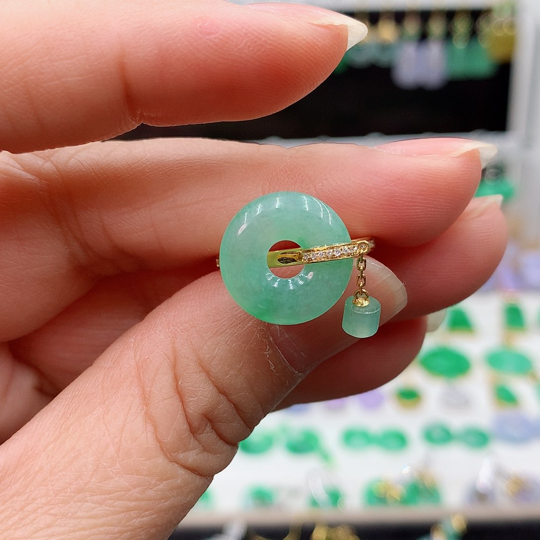 翡翠戒指18K金镶嵌紫*啡