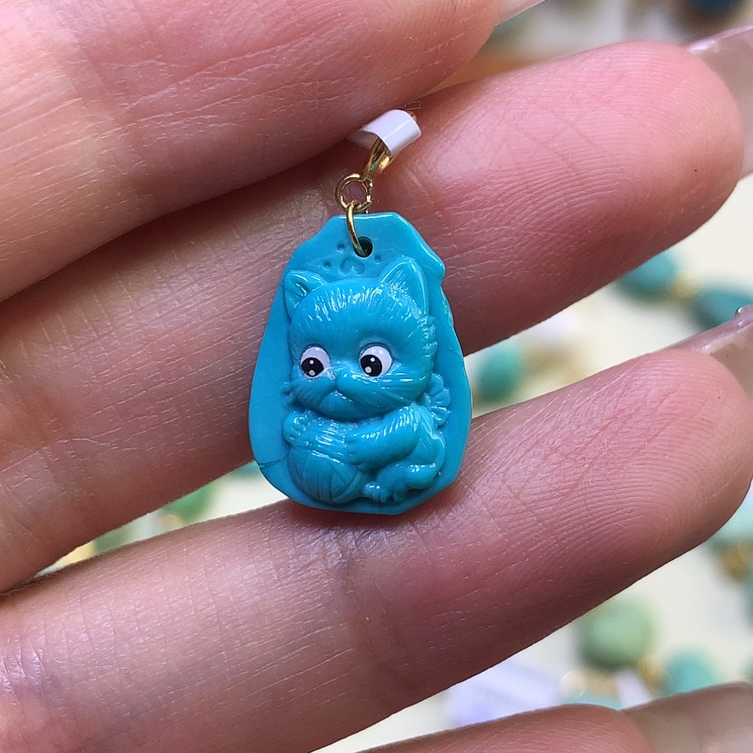 绿松石18K金镶嵌吊坠