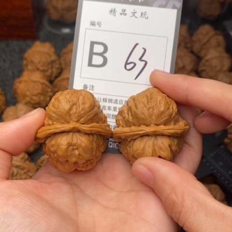 吊坠桃核我是第一百38