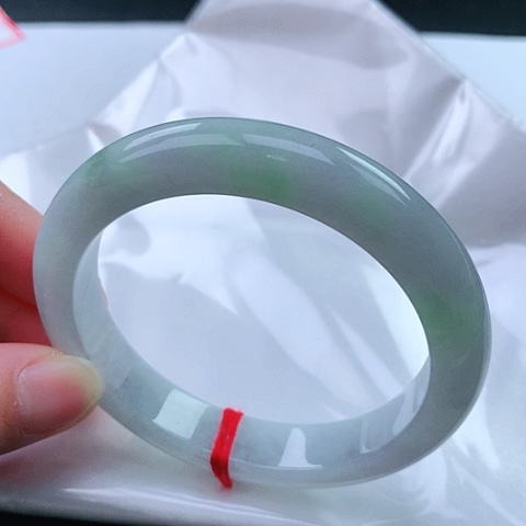 翡翠手镯未镶嵌13 号翡翠手镯