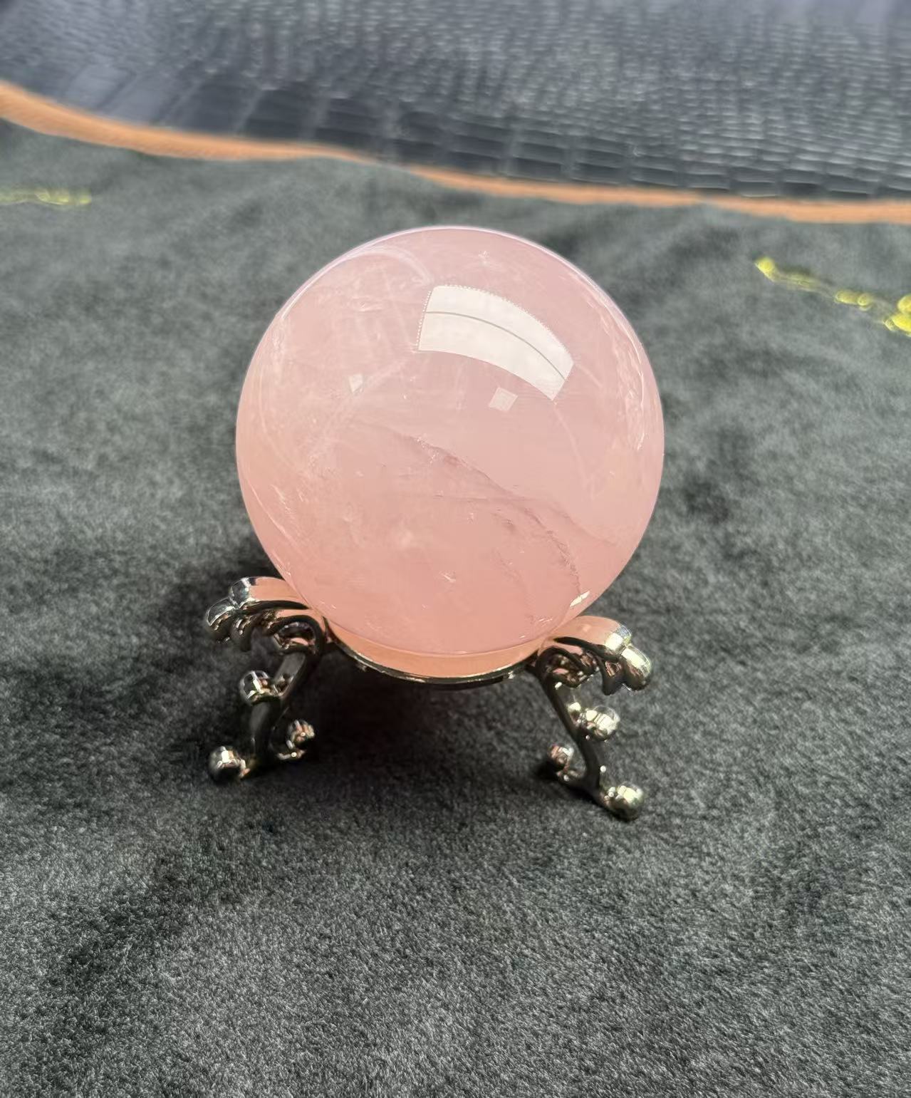 天然马达加斯加粉水晶球果冻微透体2101