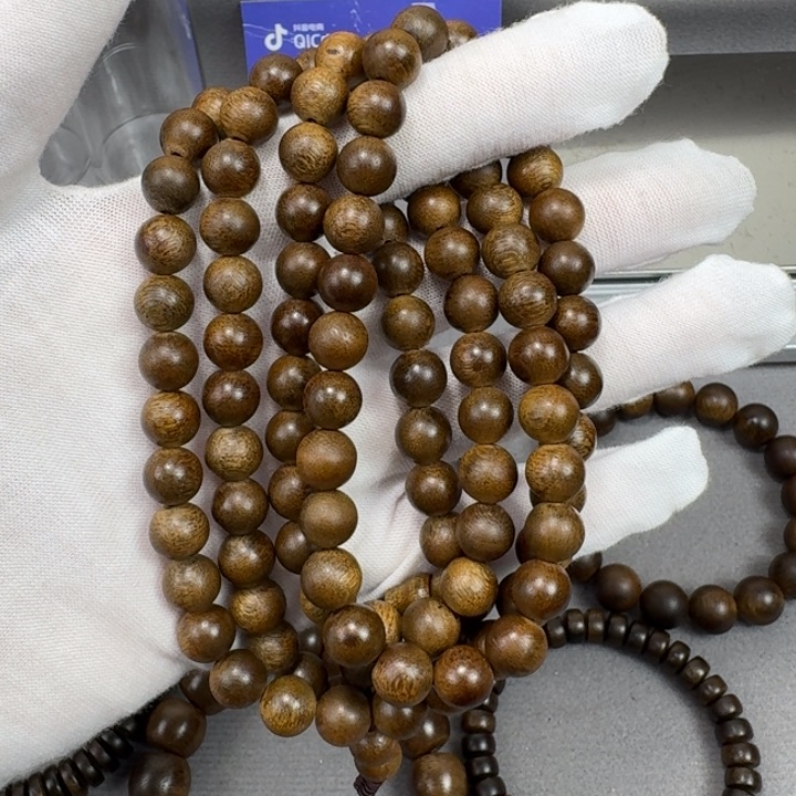 沉香手串越南富森红土108颗