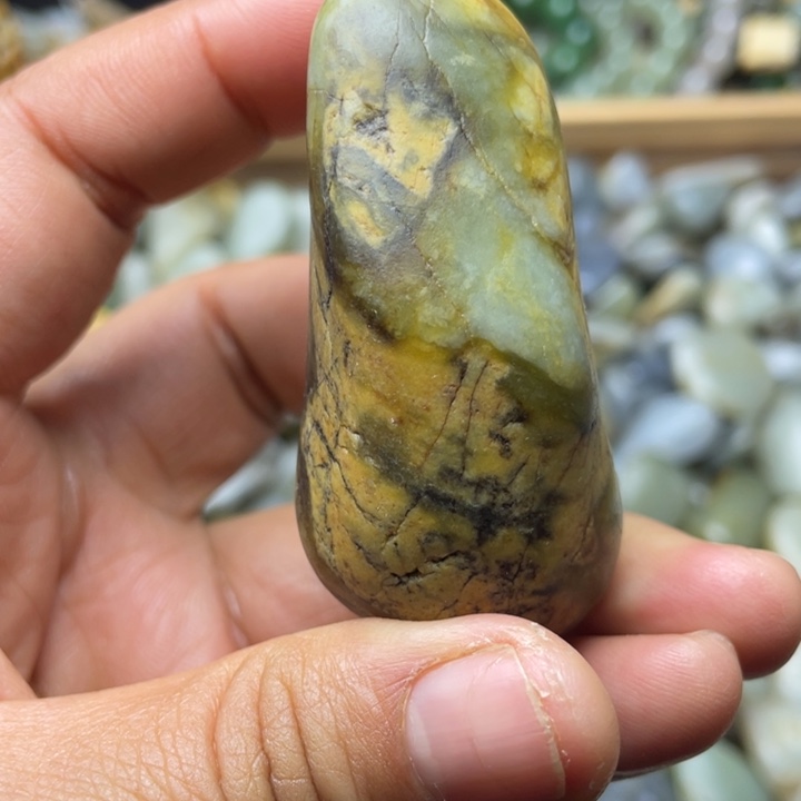 和田玉（糖玉）未镶嵌珠宝半成品